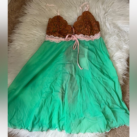 We are HAH UR HAH Doll slip set - Picture 4 of 9